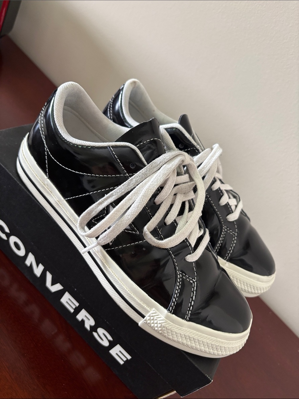 Converse women’s One Star Ox patent leather black unisex sneakers sz.7.5 - Picture 10 of 16